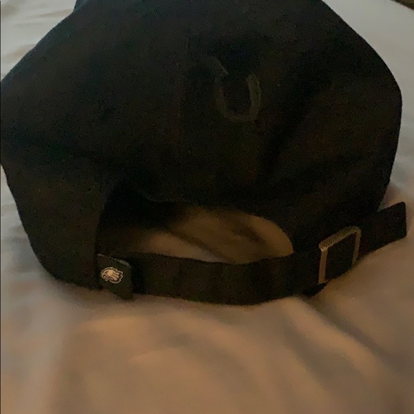 Philadelphia Eagles Hat - Picture 2 of 3
